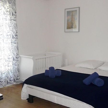 Comme A La Maison Cenon Esterno foto