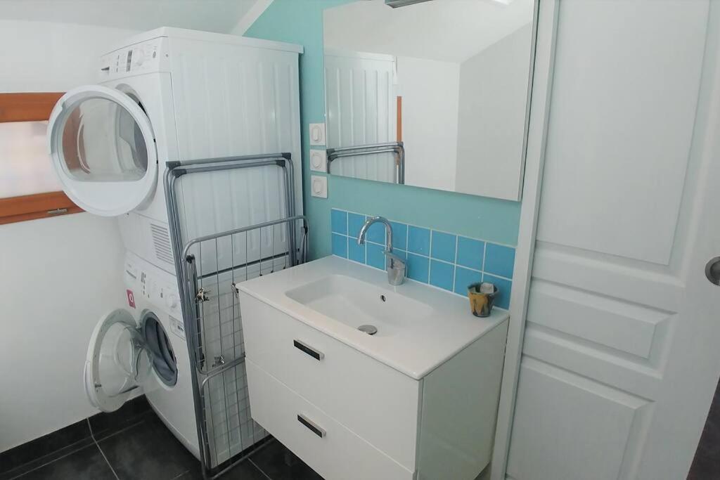 Comme A La Maison Cenon Esterno foto